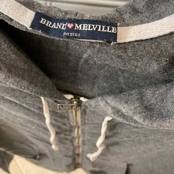 Brandy Melville Jacket - Picture 3 of 3